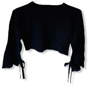 🌟Sold🌟- Wilfred- Cropped Black Sweater